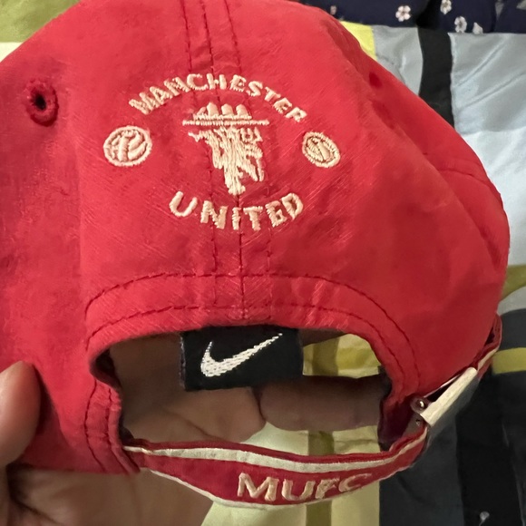 Nike Manchester United Hat - Picture 4 of 4